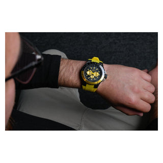 RELOJ DEPORTIVO PARA HOMBRE INVICTA AVIATOR 39270 - AMARILLO